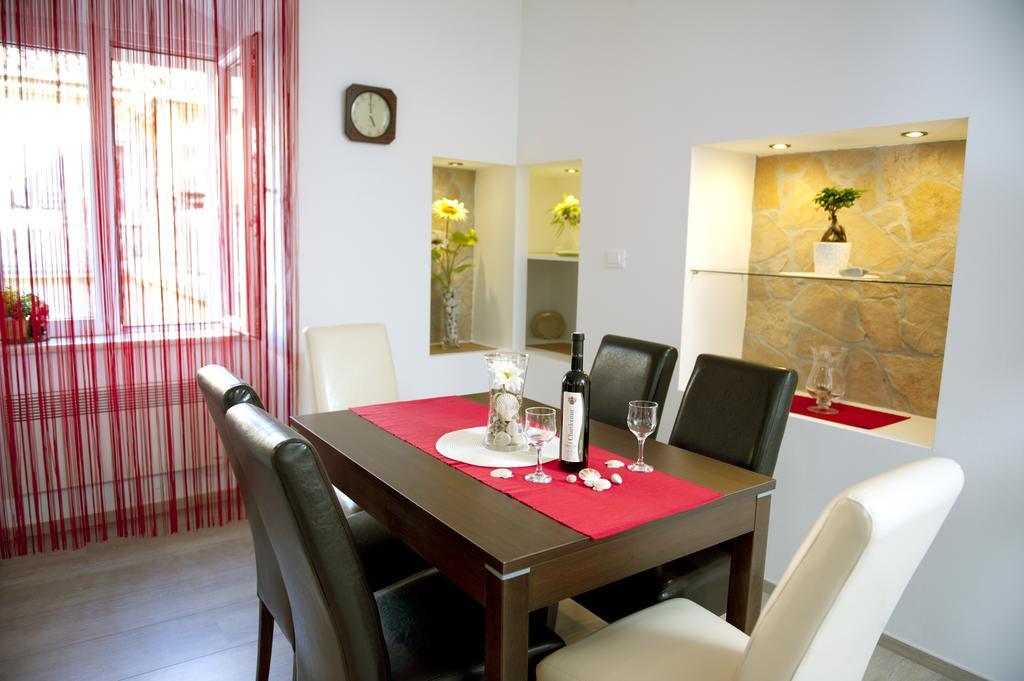 Apartman U Srcu Grada - Ilicev Prolaz 스플리트 외부 사진